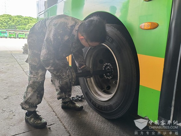 绍兴公交 全面体检 夏季公交车辆 道路交通事故