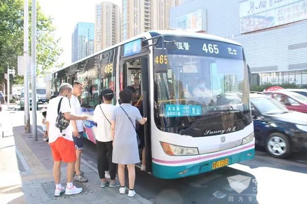 城市公共交通  系统发展 创建公交都市 公交优先