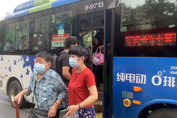 享受高铁“掐点体验” 杭州“准时公交”将陆续扩大实施范围