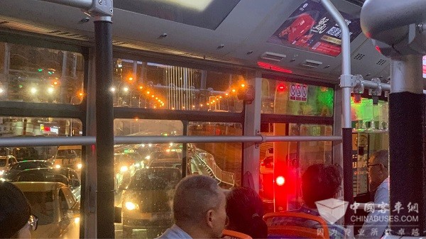 天津公交 乘公交 绿色出行游玩 假期客流 黄金周