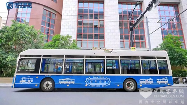 申沃客车 双源无轨电车 特色线路 复古造型 上海设计100+