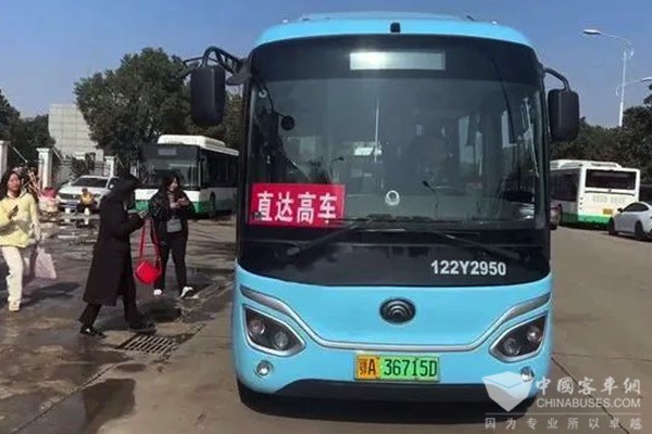 武汉公交集团 “文高专线” 公交车 试运行