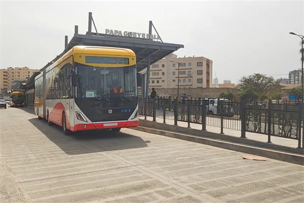 中车电动助力非洲首个纯电动BRT项目 听听当事司机怎么说