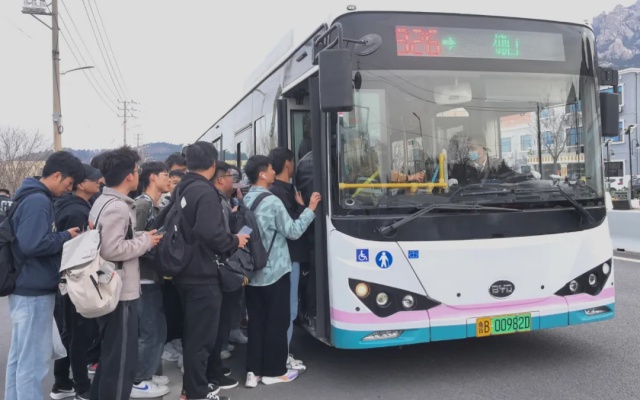 三天66.3万人次 青岛公交圆满完成清明节客流运输工作