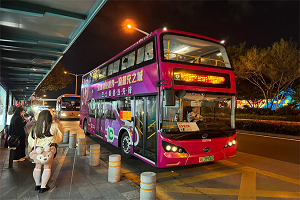 刷新幸福指数 比亚迪纯电公交车助力深巴打造“公交餐饮”新模式