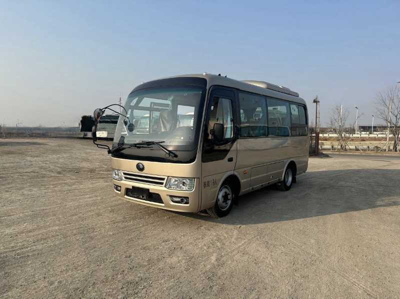 2020年4月 19座国五非营运宇通6609中型车