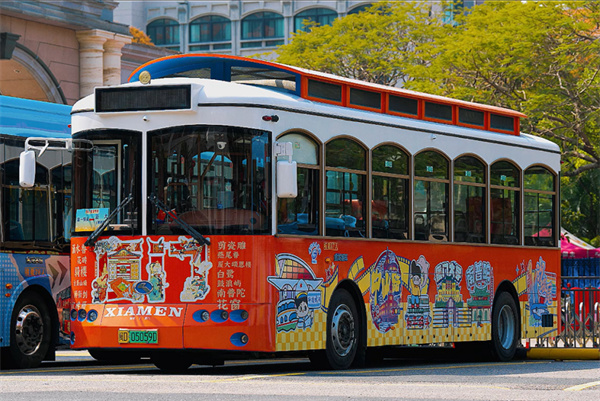 媒体报道 | 金龙铛铛车：流动风景线 文旅新载体