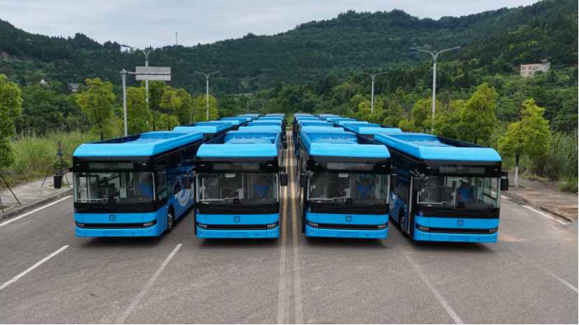 新车入京城！710台纯电动客车打造北京公交新风貌