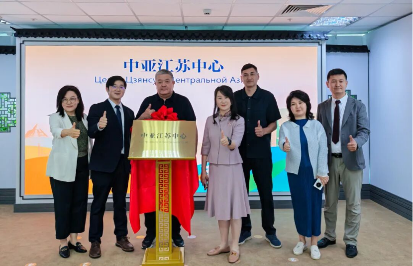 开沃集团随江苏代表团访哈，全域布局中亚能源交通产业链