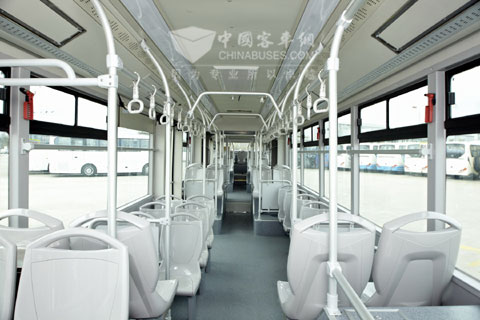 大金龙18米公交车投入厦门BRT运营