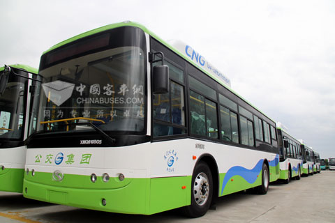 大金龙天然气公交车