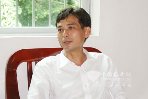 海口公共汽车公司副总经理陈鹏