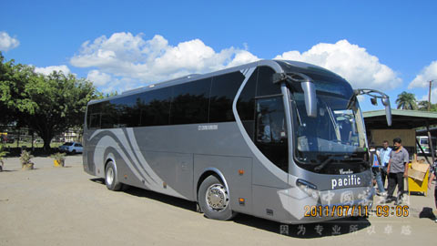 中通针对斐济市场开发的LCK6125H凯越豪华客车