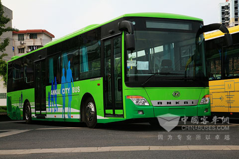 安凯增程式电动车