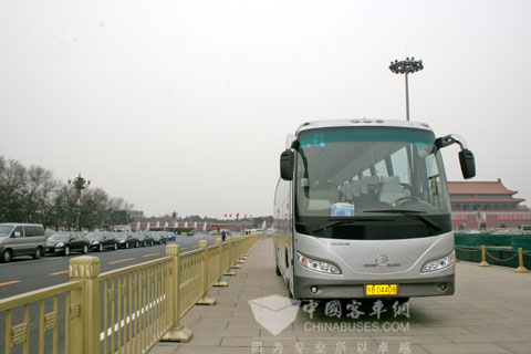 金旅客车