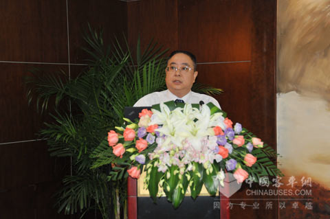英康汇通董事长黄修瑞做项目介绍