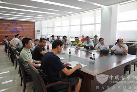 扬子江LNG公交车迎来首批驾驶员培训