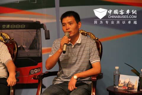 西安公交巴士股份有限公司副总经理闫少伟