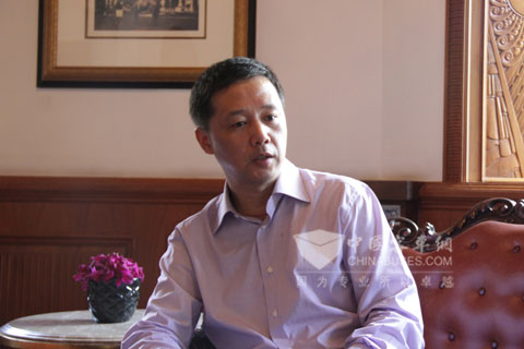衡山汽服副总经理李振斌
