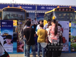 宇通校车：山东教博会演绎安全新主张