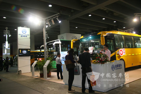 2012广州商用车展金旅客车展台