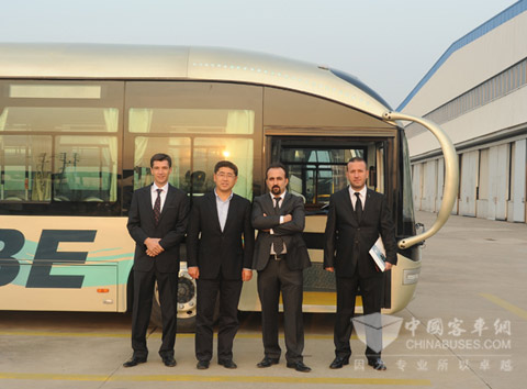 土耳其运输公司领导一行考察中大新能源汽车