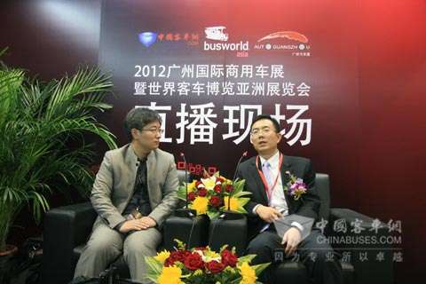 宇通客车副总经理王文兵接受客车网主编吴永强采访