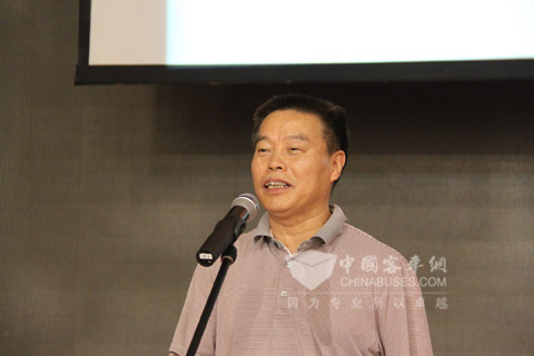 浙江省道路客运管理局副局长陈永林发表讲话