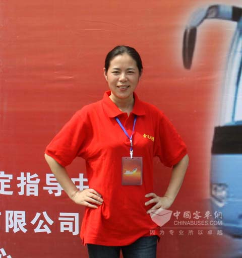 重庆市公共电车有限公司的优秀驾驶员吴平