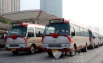 百辆金旅港式小巴连通