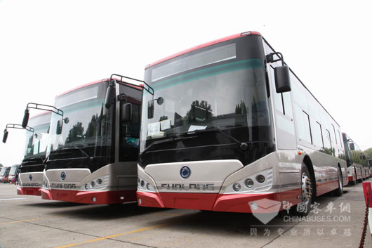即将交付天津的SLK6109混合动力公交车