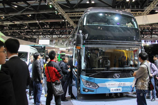 今年5月北京道路运输展大金龙正式发布新一代客运性价比之王XMQ6119FY