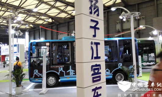 郑州宇通、扬子江等十几家客车整车企业参展