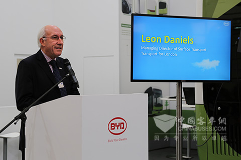 伦敦交通局负责地面运输的总经理Leon-Daniels也出席了新闻发布会