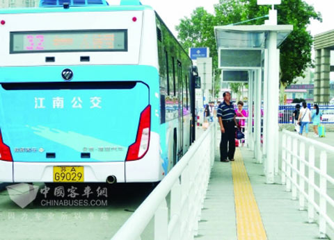 南京站公交乘车站升级改造