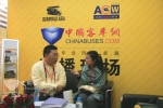 [BAAV报道]《2009中国客车海外采购指南》上海客博会遇粉丝