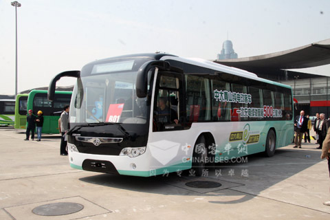 中大YCK6118HEC