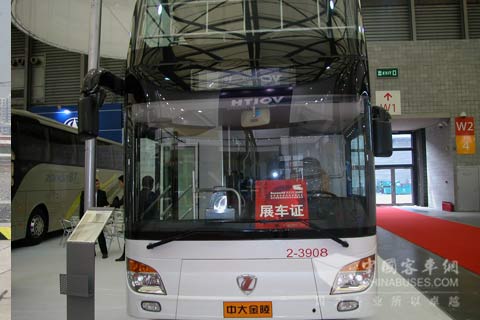 中大金陵双层客车外观