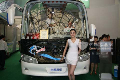 宇通车模