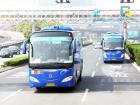 申龙“爱心巴士”成为上海亮丽风景