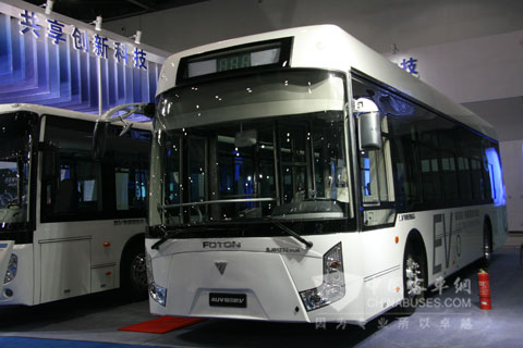 福田欧V展车