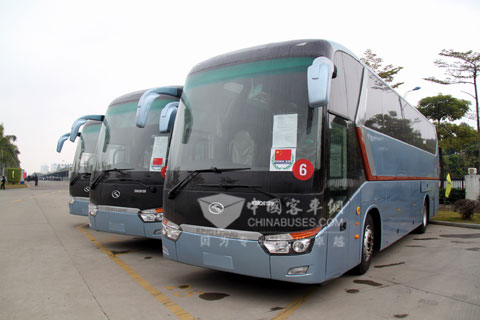 出口肯尼亚的大金龙礼宾客车