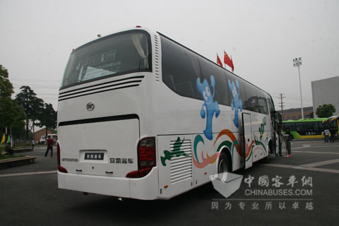 安凯客车HFF6120K06D