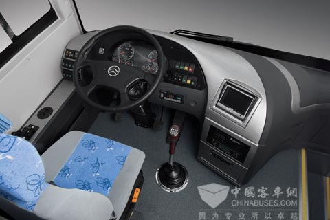 金旅客车XML6808