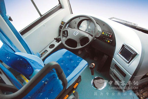 金旅客车XML6858