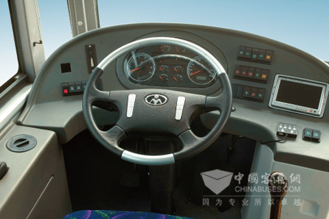常隆客车YS6750G