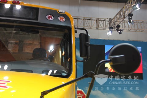 一汽校车CA6900SFD21