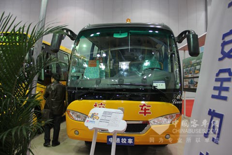 中通校车LCK6750D3X