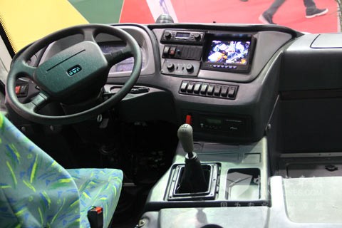 中通校车LCK6750D3X