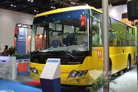 福田欧辉校车BJ6831S8MEB